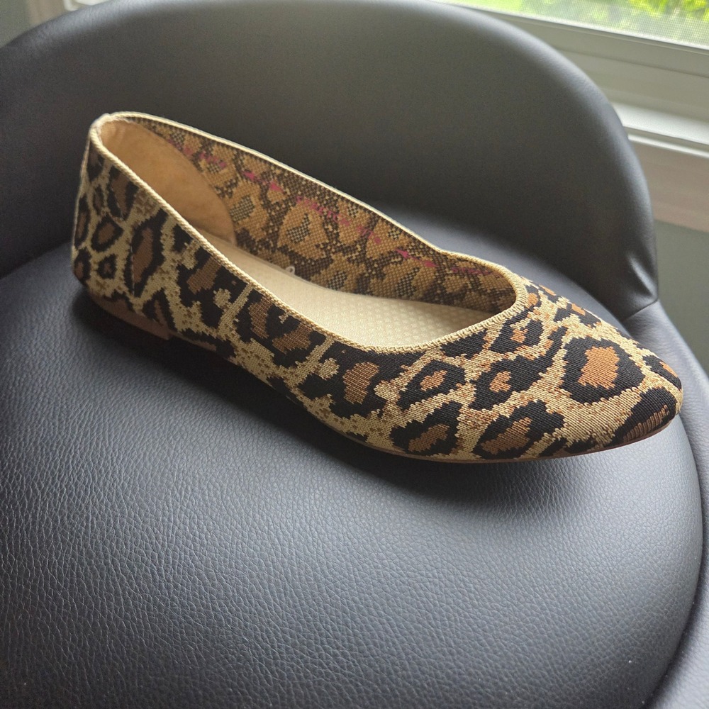 Skechers Cleo 2.0 Love Spell Flats Womens 9 Leopard Print Knit Stretch Slip On